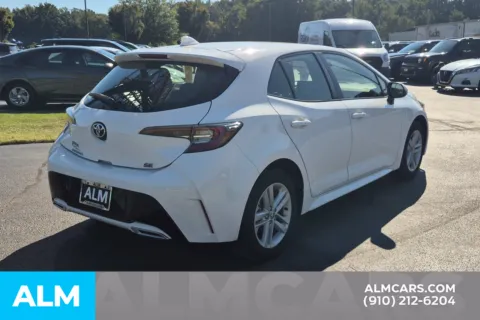 More photos of 2022 Toyota Corolla Hatchback SE at ALM Hyundai Lumberton, NC