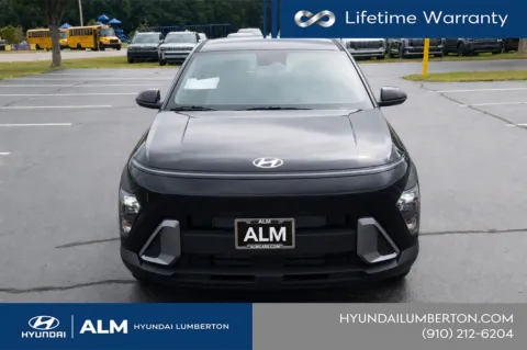 Another view of 2027 Hyundai Kona SE for sale in Lumberton, NC at ALM Hyundai Lumberton