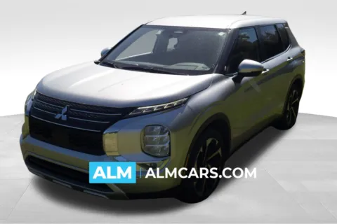 Black 2024 Mitsubishi Outlander SE for sale in Lumberton, NC