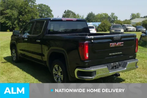 More photos of 2025 GMC Sierra 1500 SLT at ALM Hyundai Lumberton, NC