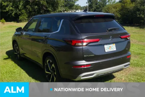 More photos of 2024 Mitsubishi Outlander SE at ALM Hyundai Lumberton, NC