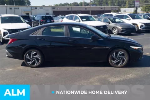 More photos of 2025 Hyundai Elantra SEL Convenience at ALM Hyundai Lumberton, NC