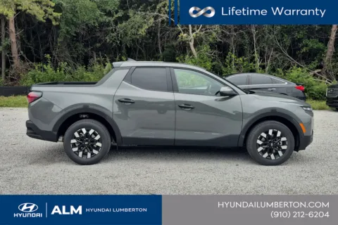 More photos of 2027 Hyundai Santa Cruz SE at ALM Hyundai Lumberton, NC