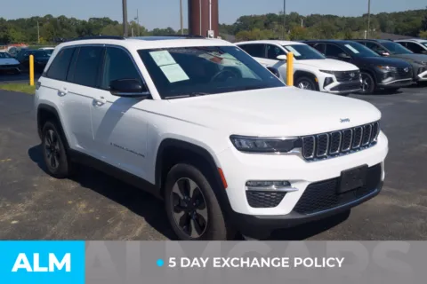 Another view of 2024 Jeep Grand Cherokee 4xe for sale in Lumberton, NC at ALM Hyundai Lumberton