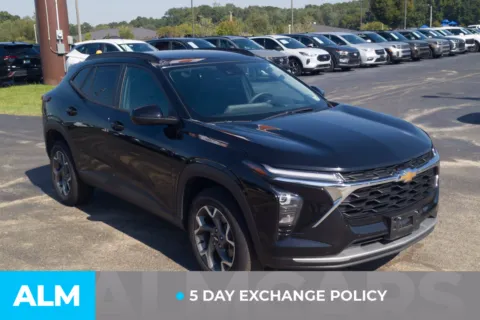 Another view of 2025 Chevrolet Trax LT for sale in Lumberton, NC at ALM Hyundai Lumberton