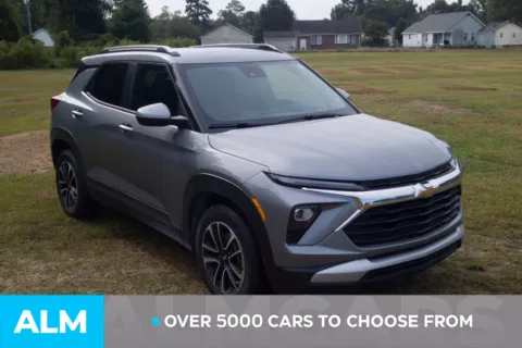Photos of 2025 Chevrolet TrailBlazer LT for sale in Lumberton, NC at ALM Hyundai Lumberton