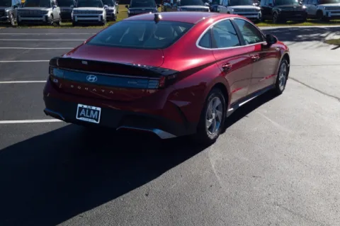 More photos of 2027 Hyundai Sonata SE at ALM Hyundai Lumberton, NC