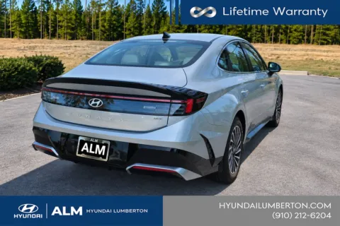 More photos of 2027 Hyundai Sonata Hybrid SEL at ALM Hyundai Lumberton, NC