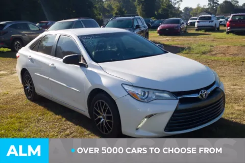 Photos of 2017 Toyota Camry XLE for sale in Lumberton, NC at ALM Hyundai Lumberton