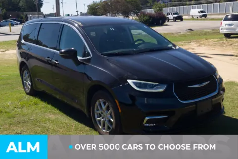Photos of 2024 Chrysler Pacifica Touring L for sale in Lumberton, NC at ALM Hyundai Lumberton
