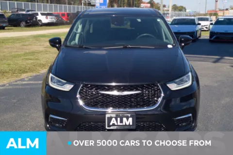 Photos of 2024 Chrysler Pacifica Touring L for sale in Lumberton, NC at ALM Hyundai Lumberton