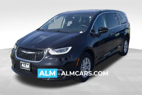 Black 2024 Chrysler Pacifica Touring L for sale in Lumberton, NC
