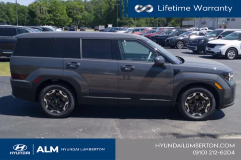 More photos of 2027 Hyundai Santa Fe SE at ALM Hyundai Lumberton, NC