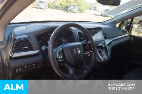 More photos of 2024 Honda Odyssey Touring at ALM Hyundai Lumberton, NC