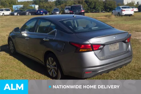 More photos of 2020 Nissan Altima 2.5 S at ALM Hyundai Lumberton, NC