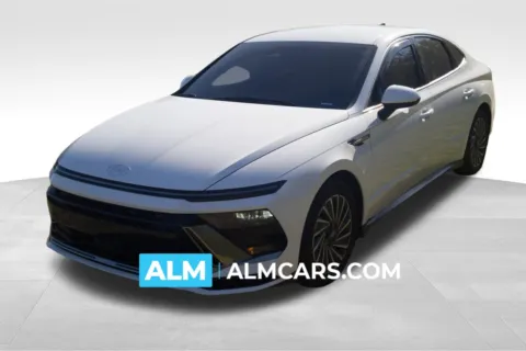 White 2025 Hyundai Sonata Hybrid SEL for sale in Lumberton, NC