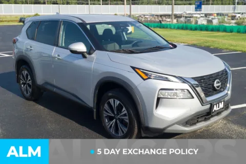 More photos of 2022 Nissan Rogue SV at ALM Hyundai Lumberton, NC