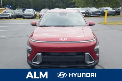 Photos of 2025 Hyundai Kona SE for sale in Lumberton, NC at ALM Hyundai Lumberton