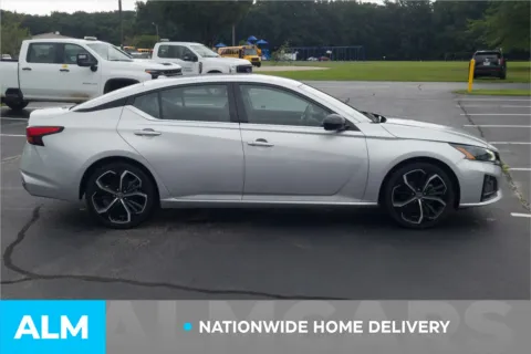 More photos of 2023 Nissan Altima 2.5 SR at ALM Hyundai Lumberton, NC