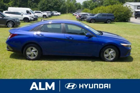 More photos of 2025 Hyundai Elantra SE at ALM Hyundai Lumberton, NC