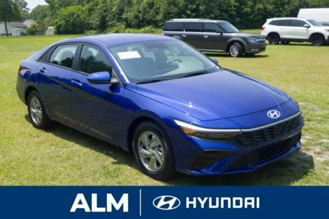 Another view of 2025 Hyundai Elantra SE for sale in Lumberton, NC at ALM Hyundai Lumberton
