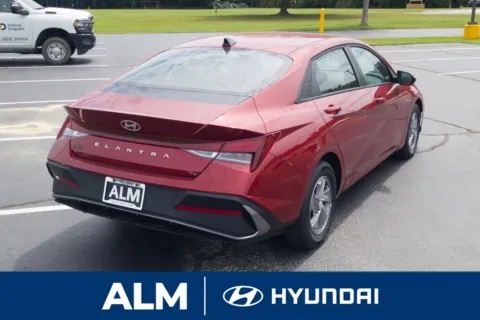 More photos of 2025 Hyundai Elantra SE at ALM Hyundai Lumberton, NC