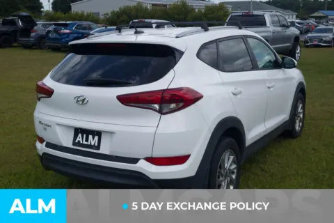 More photos of 2016 Hyundai Tucson SE at ALM Hyundai Lumberton, NC