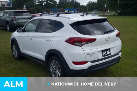More photos of 2016 Hyundai Tucson SE at ALM Hyundai Lumberton, NC