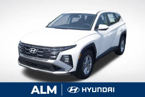 White 2025 Hyundai Tucson SE for sale in Lumberton, NC
