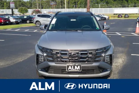 Photos of 2025 Hyundai Tucson Hybrid Limited for sale in Lumberton, NC at ALM Hyundai Lumberton