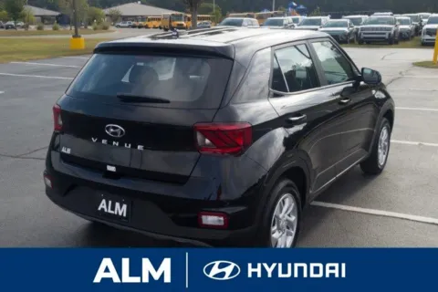 More photos of 2025 Hyundai Venue SE at ALM Hyundai Lumberton, NC