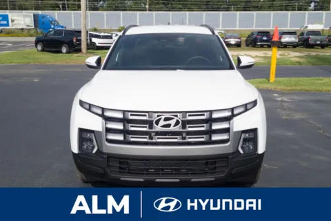 Photos of 2025 Hyundai Santa Cruz SEL for sale in Lumberton, NC at ALM Hyundai Lumberton