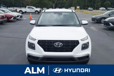 Photos of 2025 Hyundai Venue SE for sale in Lumberton, NC at ALM Hyundai Lumberton