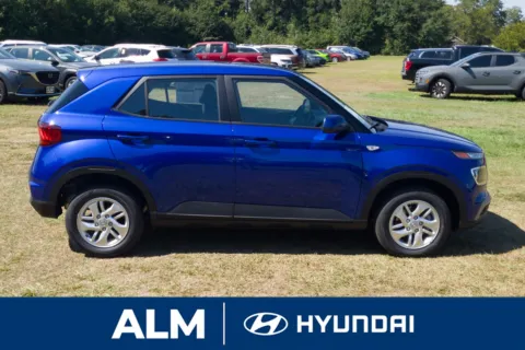 More photos of 2025 Hyundai Venue SE at ALM Hyundai Lumberton, NC