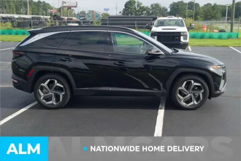More photos of 2024 Hyundai Tucson Limited at ALM Hyundai Lumberton, NC
