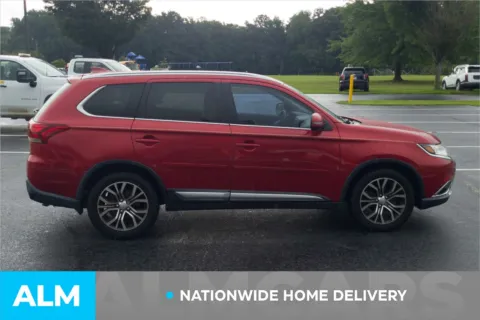 More photos of 2017 Mitsubishi Outlander SEL at ALM Hyundai Lumberton, NC