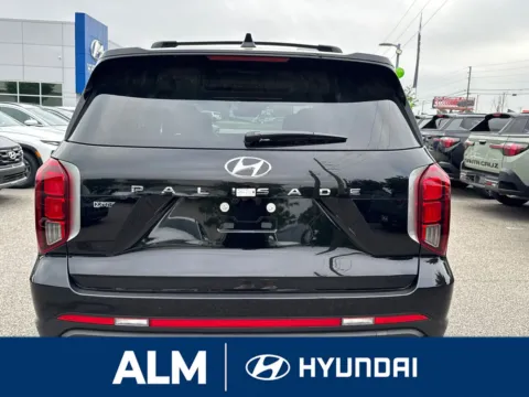 More photos of 2025 Hyundai Palisade XRT at ALM Hyundai Lumberton, NC