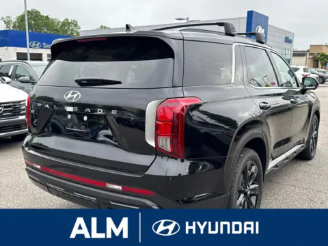 More photos of 2025 Hyundai Palisade XRT at ALM Hyundai Lumberton, NC