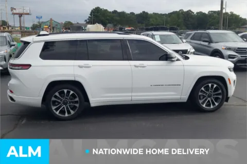 More photos of 2021 Jeep Grand Cherokee L Overland at ALM Hyundai Lumberton, NC