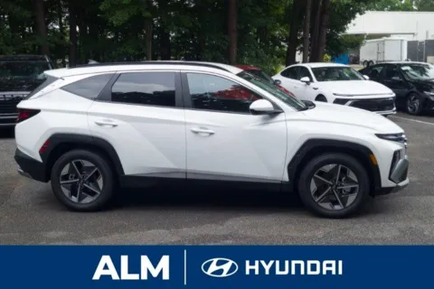 More photos of 2025 Hyundai Tucson SEL at ALM Hyundai Lumberton, NC