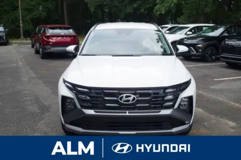 Photos of 2025 Hyundai Tucson SEL for sale in Lumberton, NC at ALM Hyundai Lumberton