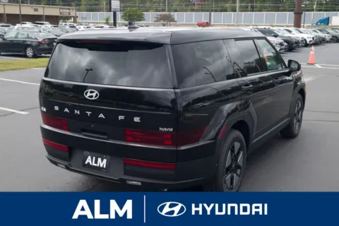 More photos of 2026 Hyundai Santa Fe Hybrid SE at ALM Hyundai Lumberton, NC