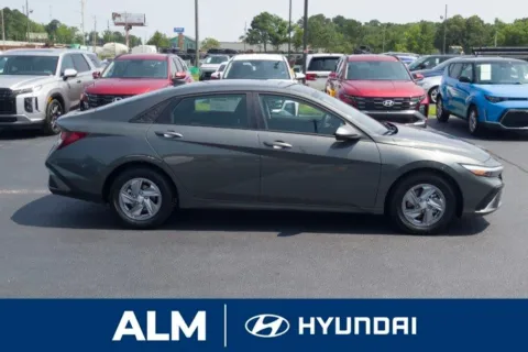 More photos of 2025 Hyundai Elantra SE at ALM Hyundai Lumberton, NC
