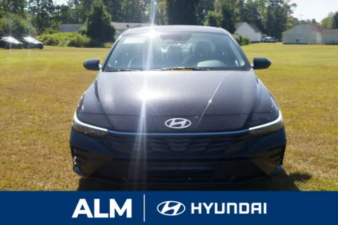 Photos of 2025 Hyundai Elantra SE for sale in Lumberton, NC at ALM Hyundai Lumberton