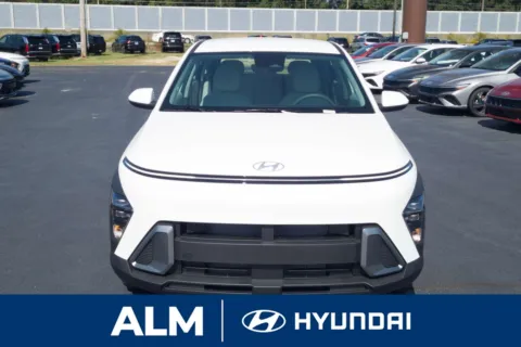 Photos of 2026 Hyundai Kona SE for sale in Lumberton, NC at ALM Hyundai Lumberton