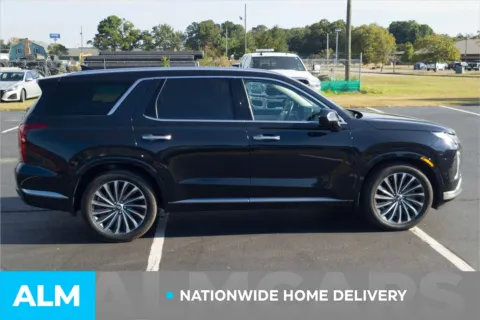 More photos of 2023 Hyundai Palisade Calligraphy at ALM Hyundai Lumberton, NC