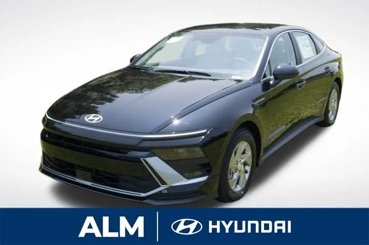 Black 2026 Hyundai Sonata SE for sale in Lumberton, NC