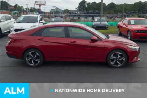 More photos of 2023 Hyundai Elantra SEL at ALM Hyundai Lumberton, NC