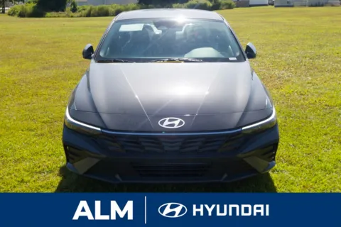 Photos of 2025 Hyundai Elantra SE for sale in Lumberton, NC at ALM Hyundai Lumberton