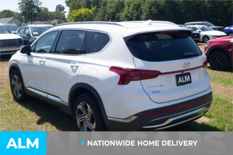 More photos of 2022 Hyundai Santa Fe SEL at ALM Hyundai Lumberton, NC